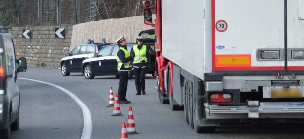 Autotrasporti, tachigrafi manomessi e non funzionanti: più di 750 mezzi controllati e 260 sanzionati nel 2023