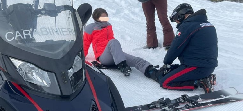 Sei scialpinisti beccati a risalire dalle piste, fermati dai carabinieri e multati