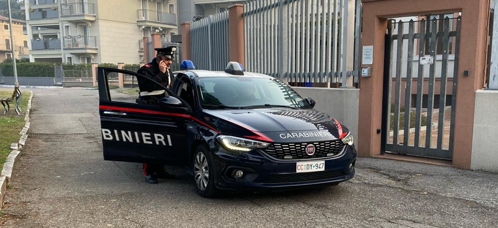 Si fingono tecnici del gas per truffare gli anziani, fermati due giovani di 24 e 30 anni