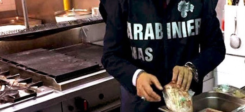 Carne scaduta nel 2015, blitz dei Nas in un ristorante: sequestrati 100 chili di alimenti