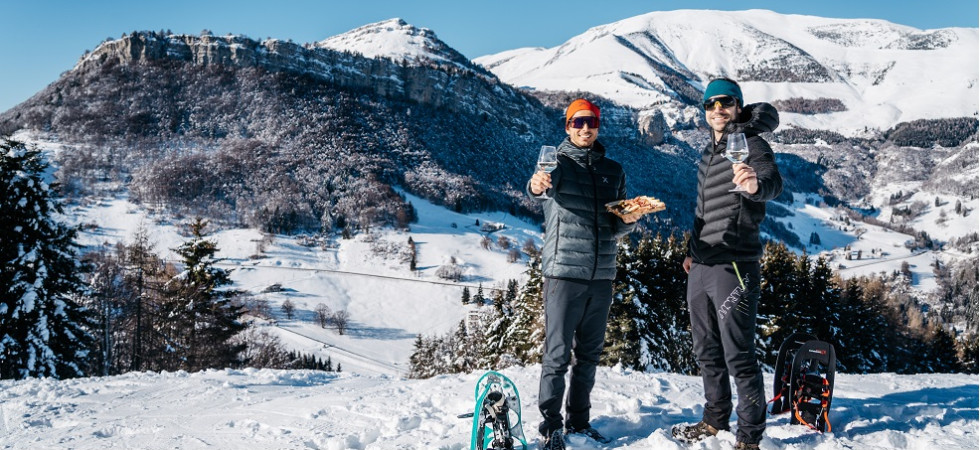 Foto di Luca Matassoni Tutto pronto per Golosaneve, il tour enogastronomico a San Valentino di Brentonico in un panorama mozzafiato per le recenti
