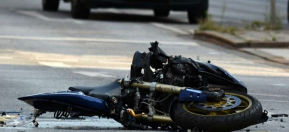 Incidente di Nova Levante: il 24enne alla guida della moto e il 16enne che viaggiava con lui sono in condizioni molto gravi