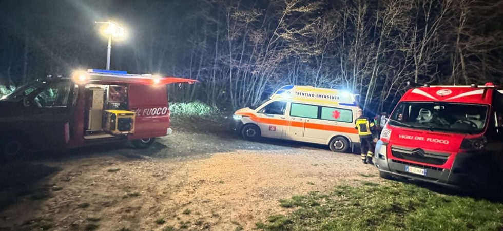 Precipita ai piedi di una falesia in una zona impervia, momenti di paura per un ragazzo: in azione i soccorsi