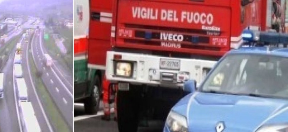 Incidente in A22, tamponamento fra tre mezzi pesanti: code e rallentamenti