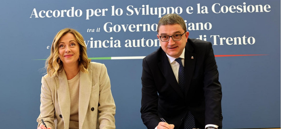 Meloni firma il Fondo da 94 milioni per il Trentino, Fugatti: "Obiettivo rispettare i tempi"