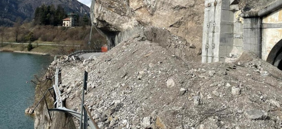 Frana lungo la statale 240 in Valle di Ledro, stop ai servizi di telefonia e trasmissione dati: ecco cosa accadrà