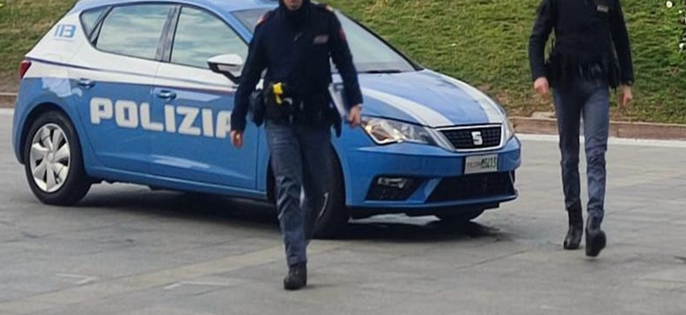Pedina e minaccia l'ex moglie, divieto di avvicinamento e di comunicazione per un 30enne: indagato per atti persecutori