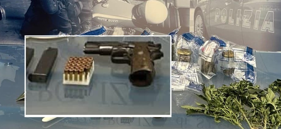 In casa arriva la polizia, 37enne trovato con una pistola e diversa droga: bloccato dagli agenti