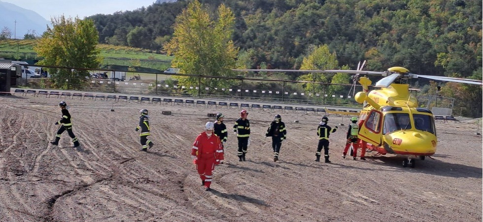 Perde il controllo della moto da cross durante la gara e si schianta a terra