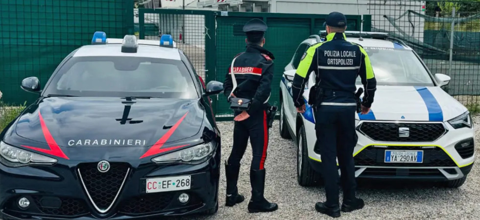 Forzano la serratura dei container per l'emergenza freddo e li occupano allacciandosi abusivamente alla rete elettrica