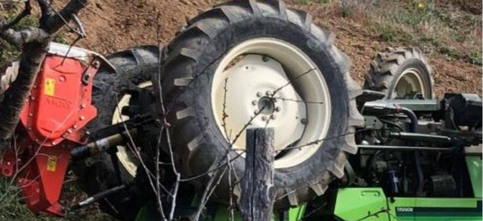 Tragedia in campagna, il trattore precipita in un dirupo: contadino di 79 anni muore dopo essere stato sbalzato dal mezzo