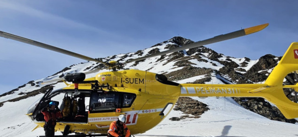Foto d'archivio Tragedia in montagna, scivola per 500 metri mentre scende dall'Ortles: muore un 26enne