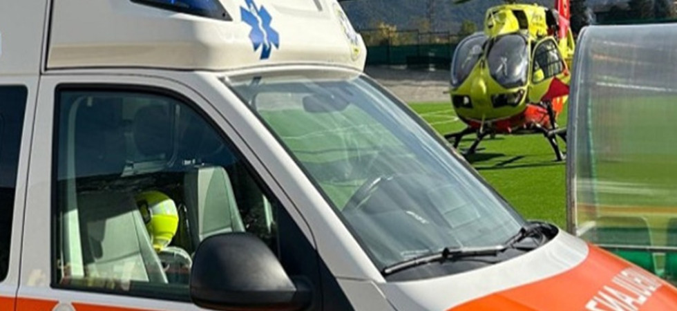 Foto d'archivio Travolto da un cancello, momenti di paura per un 64enne elitrasportato in ospedale