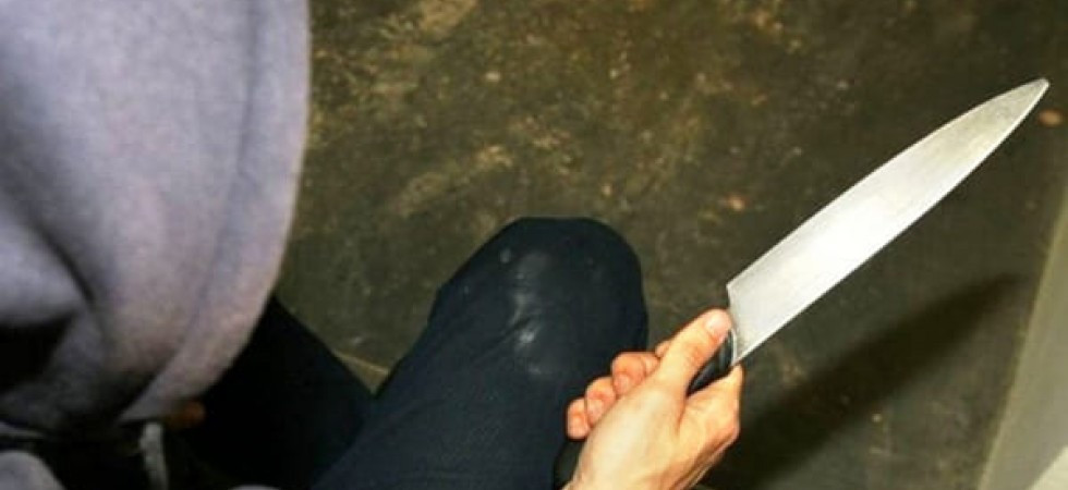 Foto d'archivio Accoltellamento in piazza dopo la partita dell'Italia: soccorso un uomo con ferite a collo e gamba
