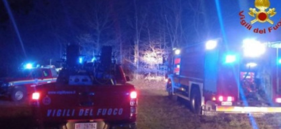 Notte tragica, auto esce di strada e si ribalta: morto un uomo di 73 anni