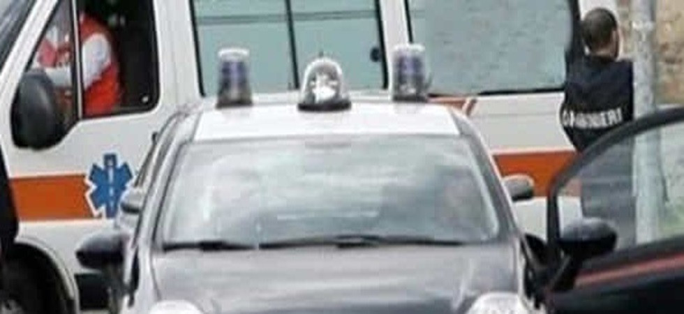 Dramma della solitudine, anziano trovato senza vita in casa: la morte avvenuta da almeno 2 settimane