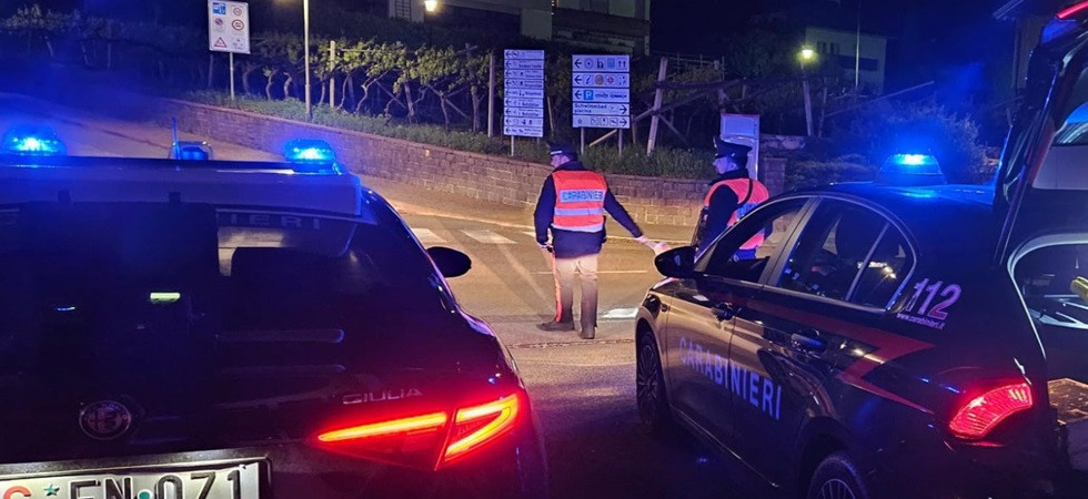 Alla guida dell'auto con un tasso di alcol nel sangue oltre 3 volte superiore al limite