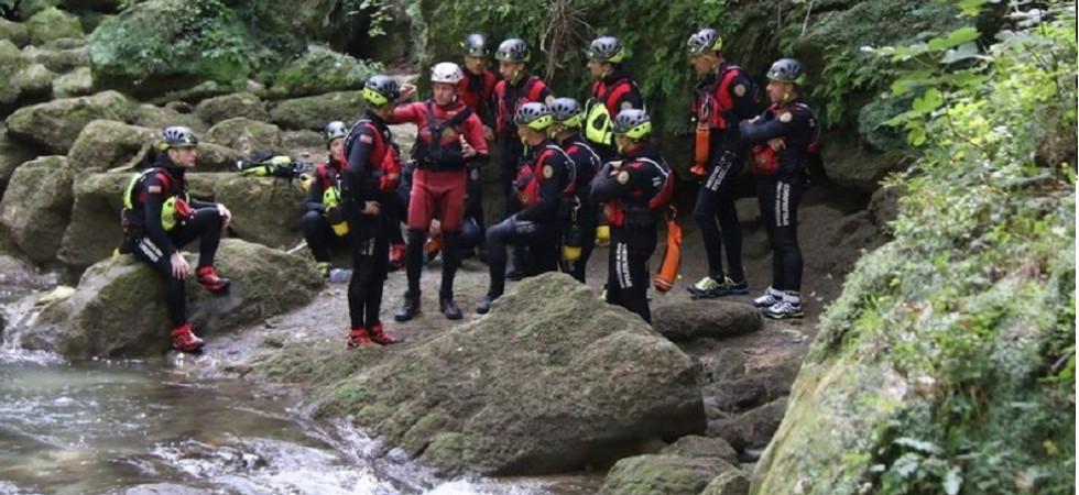 Tre escursionisti in difficoltà per un infortunio, recuperati dal soccorso alpino