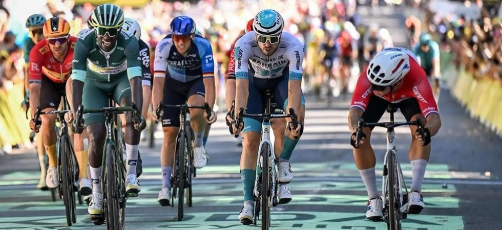 La volata vincere di Groenewegen al Tour de France (Foto Instagram Le Tour de France)