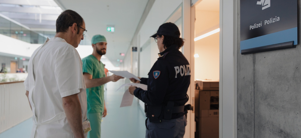 Ruba nella cucina dell’ospedale e dagli spogliatoi degli infermieri: denunciato un 37enne