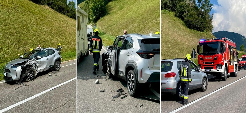 Violento scontro fra due macchine, quattro anziani coinvolti: in azione i soccorsi