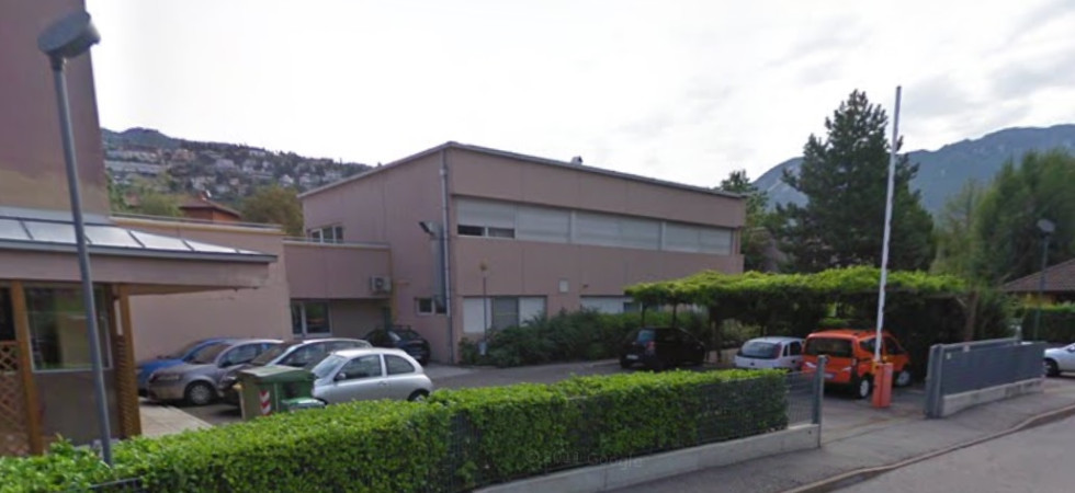 Idrocarburi, valori anomali nel giardino della scuola elementare: sarà parzialmente inagibile