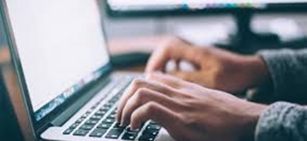 "Sospensione di attività non previste e non regolamentate degli assistenti di laboratorio informatici"