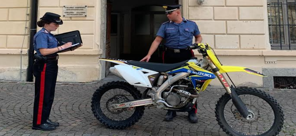 Vende la moto per 4.800 euro ma si accontenta dello screen del bonifico e viene truffato