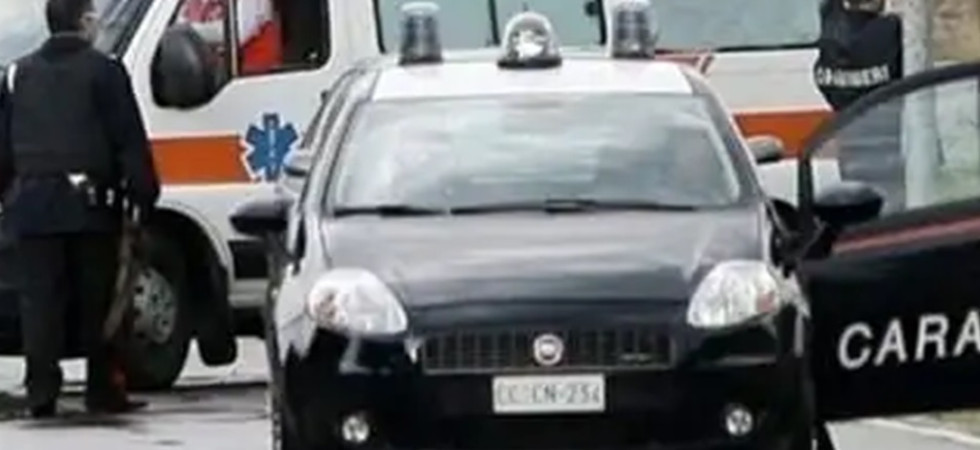 Tragedia in casa, marito e moglie trovati morti in camera da letto: indagini dei carabinieri