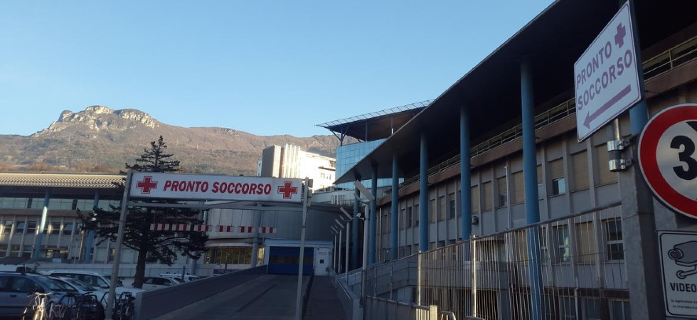 Medico preso a pugni al pronto soccorso, interviene l'Apss: Solidarietà alla vittima dell'aggressione