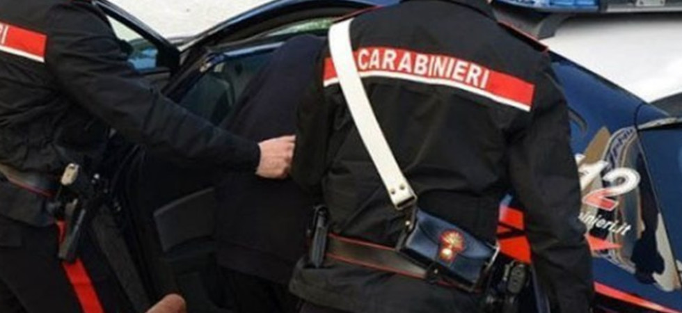 Rifiuta il braccialetto elettronico e perseguita l'ex compagna con mail minatorie, 39enne arrestato dai carabinieri
