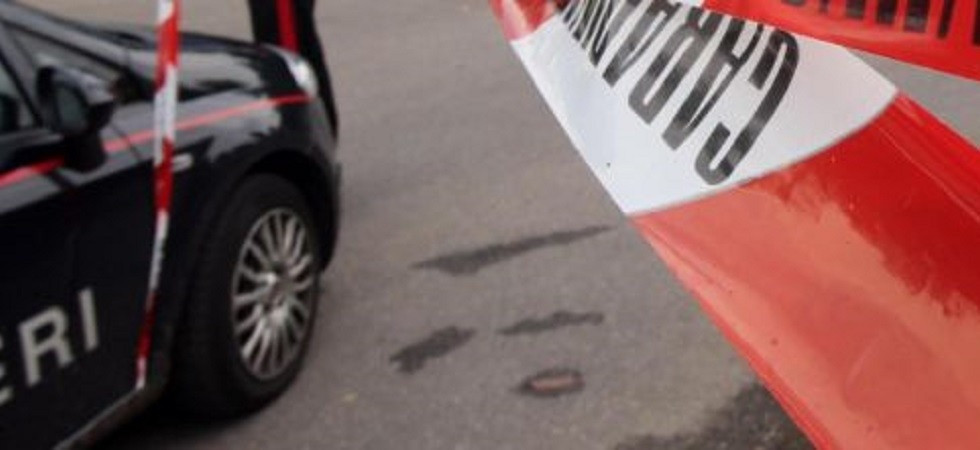 Foto d'archivio Tragedia sul lavoro, precipita da sei metri d'altezza: vani i soccorsi per un operaio