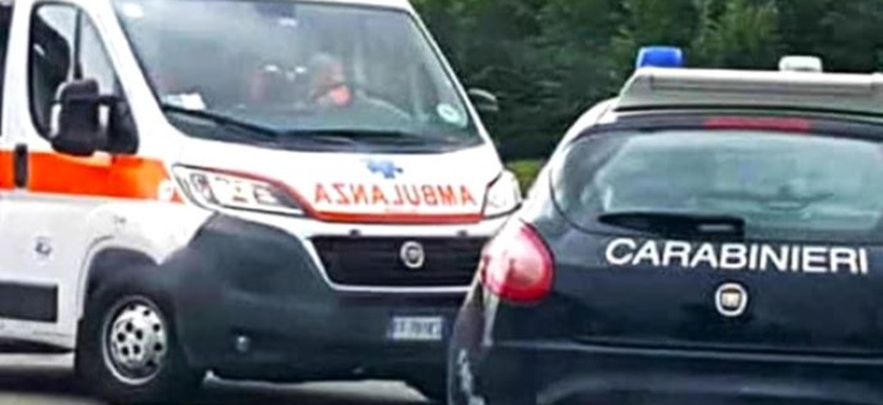 Dramma in casa, trovato senza vita un 55enne: indagini delle forze dell'ordine