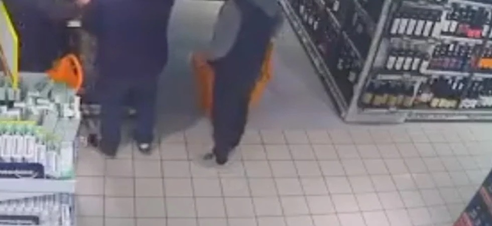 Rubano champagne per 1400 euro e nascondono le bottiglie nel passeggino del figlio, una coppia fermata dai carabinieri