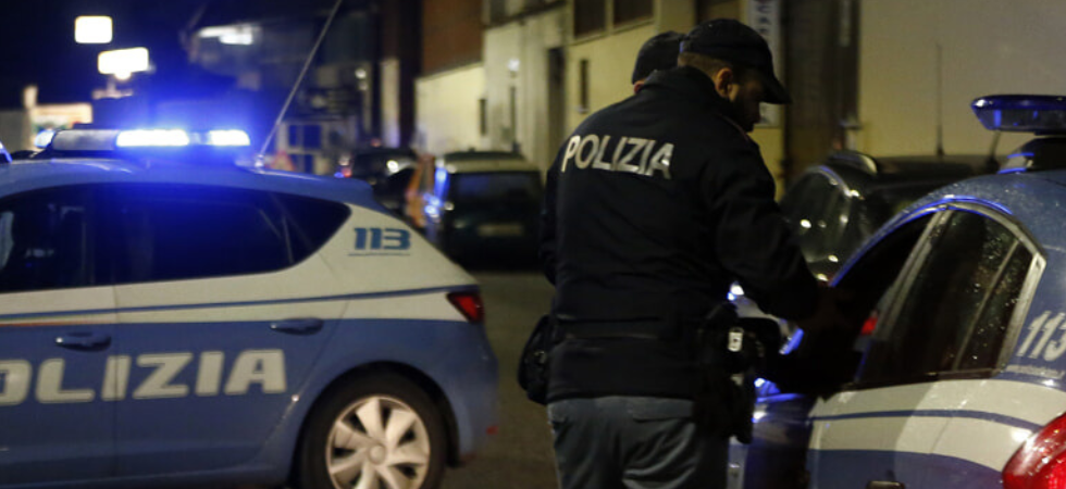 Minaccia i genitori e ruba alcuni gioielli di famiglia per procurarsi la droga, un 28enne denunciato e allontanato da casa