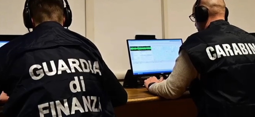 Acquisiscono un'azienda, incassano i finanziamenti dello Stato e poi la fanno fallire