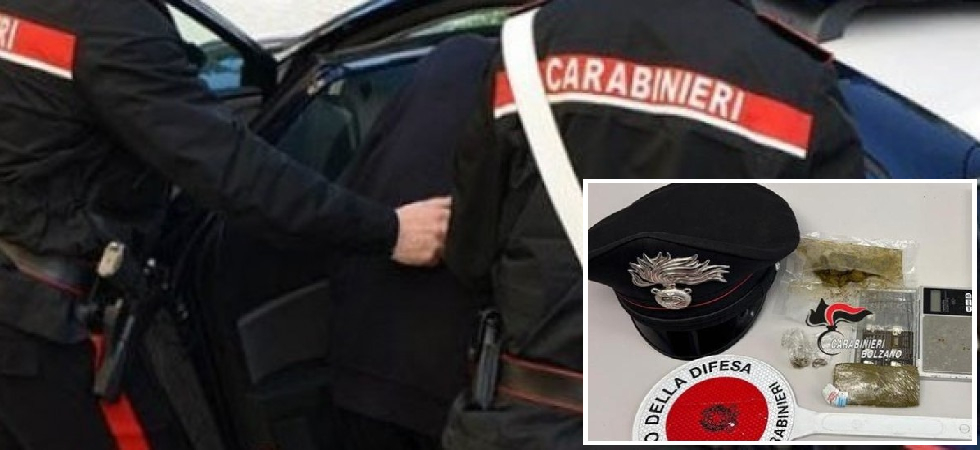 Spaccio di droga, tenta di vendere una dose al parco e viene trovato con quasi un etto di hashish: 17enne fermato e arrestato