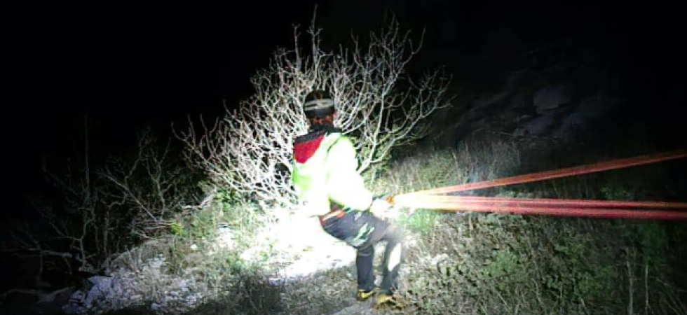 Tragico rinvenimento in quota: trovato senza vita (ai piedi di un salto di roccia) un 28enne