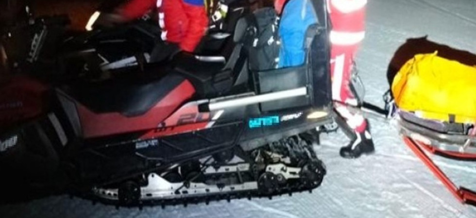 Perde il controllo della motoslitta e finisce per travolgere una ragazza