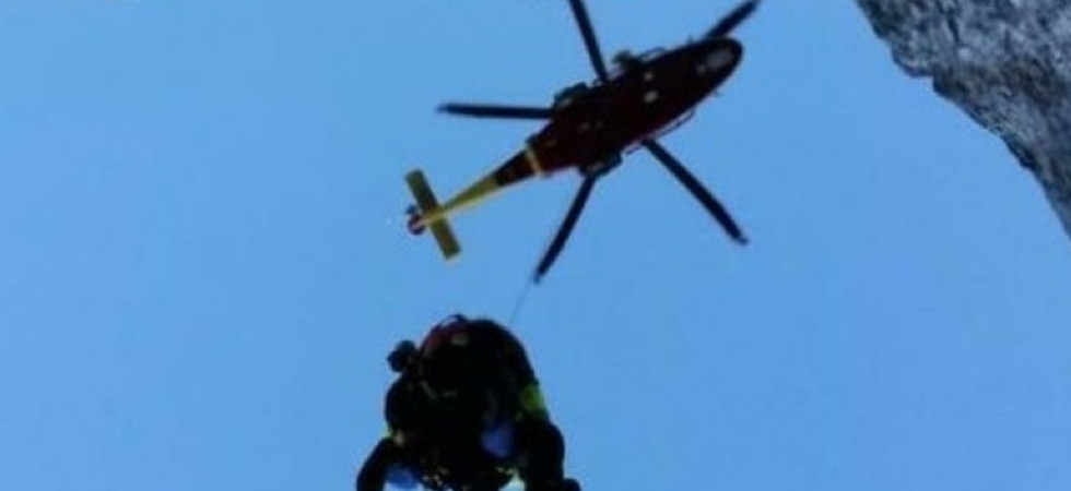 Precipita lungo un pendio rimanendo bloccata e ferita, 89enne portata in salvo dal soccorso alpino