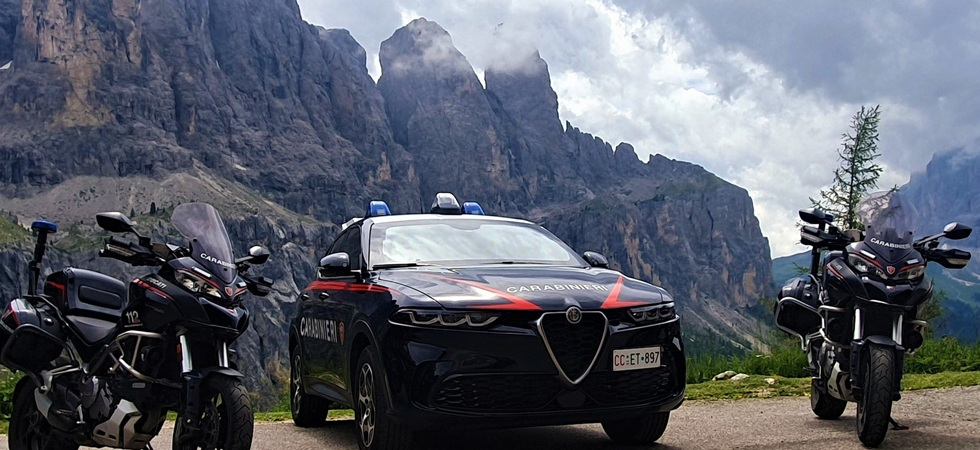 Controlli sui passi montani: ritirate 9 patenti, più della metà per circolazione contromano in curva