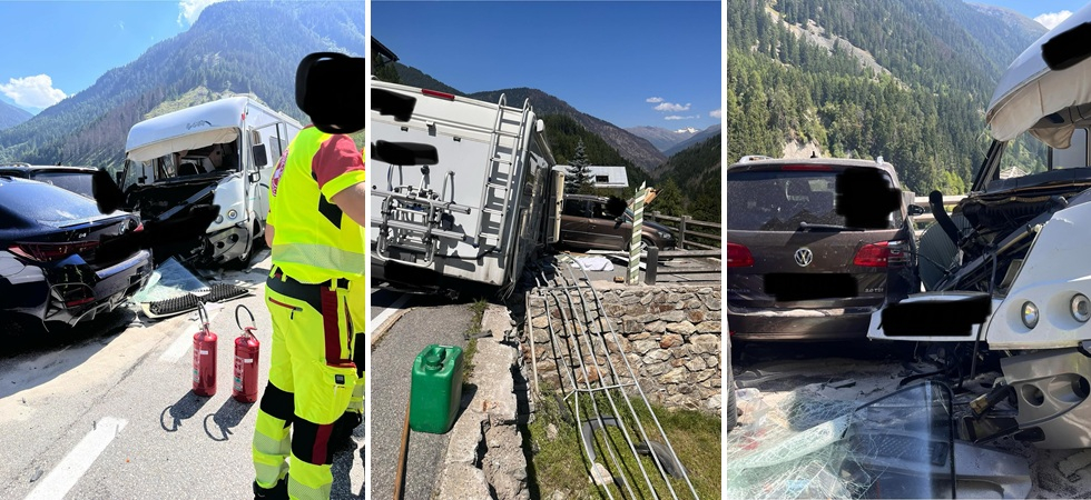 Tragedia sfiorata: camper senza freni, piomba a gran velocità e distrugge due auto parcheggiate