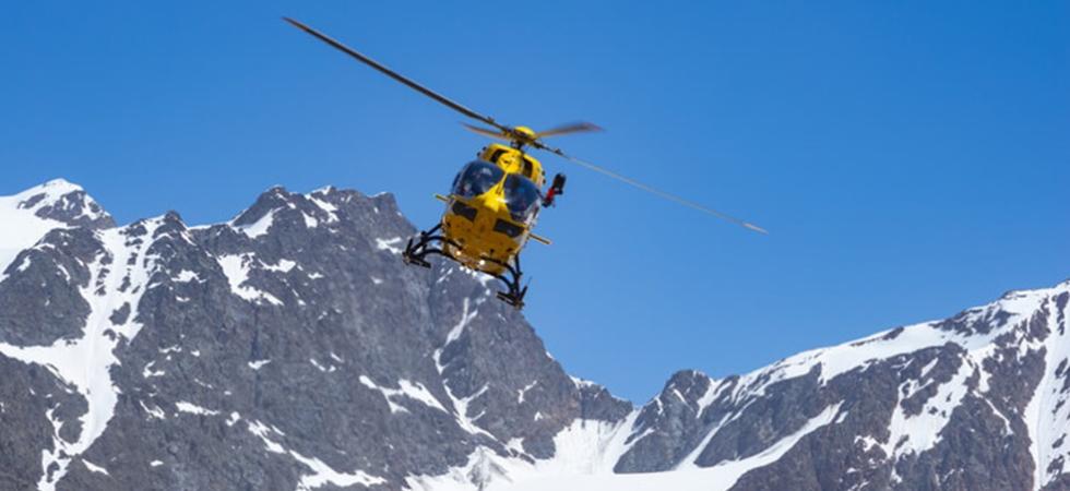 Bloccato per giorni nel bivacco per il maltempo e poi dalla neve