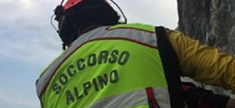 Tragedia in montagna, non fa rientro e scatta l'allarme: escursionista trovato morto