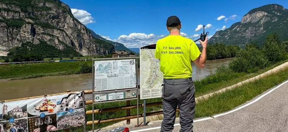 (foto vigili del fuoco Salorno) (foto vigili del fuoco Salorno)