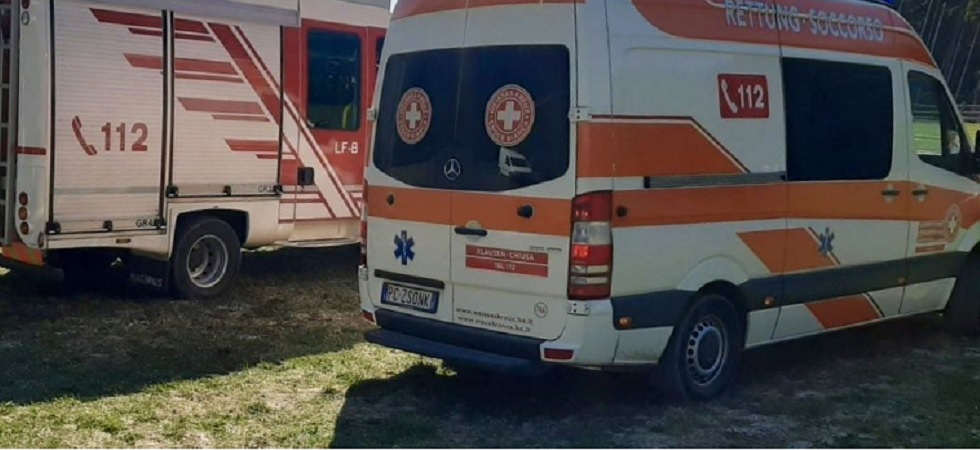 Foto d'archivio Terribile schianto moto-auto in galleria in Alto Adige, un morto e tre feriti portati in ospedale