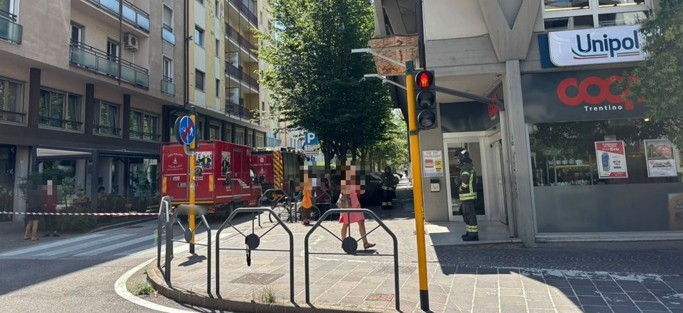 Fuga di gas in centro città: evacuati un supermercato e un edificio