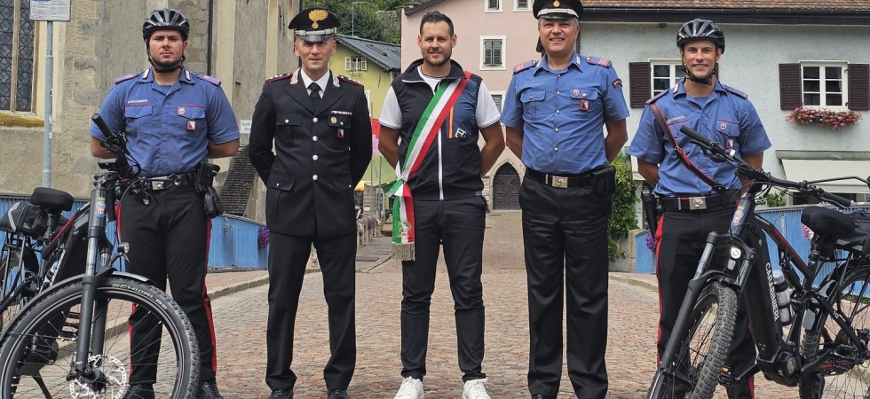 Carabinieri “green”, al via i pattugliamenti in e-bike per i militari: “Evoluzione naturale del servizio di prossimità”