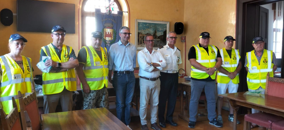 Il Comune inaugura il gruppo dei volontari per la sicurezza: “Siamo qui per aiutare a risolvere le situazioni di ogni giorno”