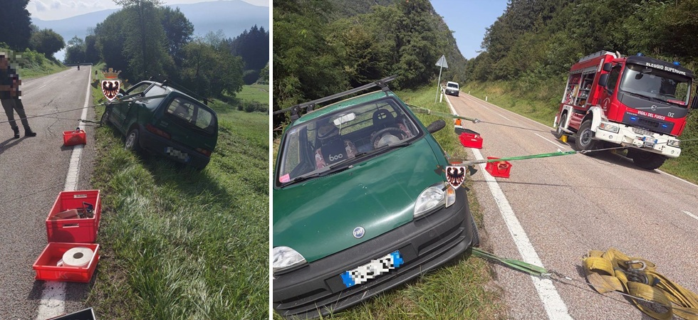 L'auto resta in bilico lungo il pendio dopo un'uscita di strada (FOTO all'INTERNO)